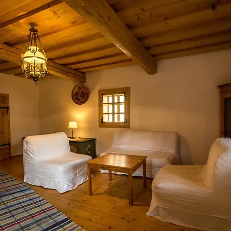 Casa de Férias Drevenica Traditional Old Centre *