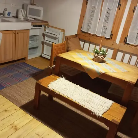 Vakantiehuis Drevenica Traditional Old Centre *