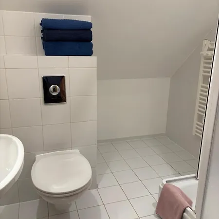 Semesterbostad Drevenica Traditional Old Centre *