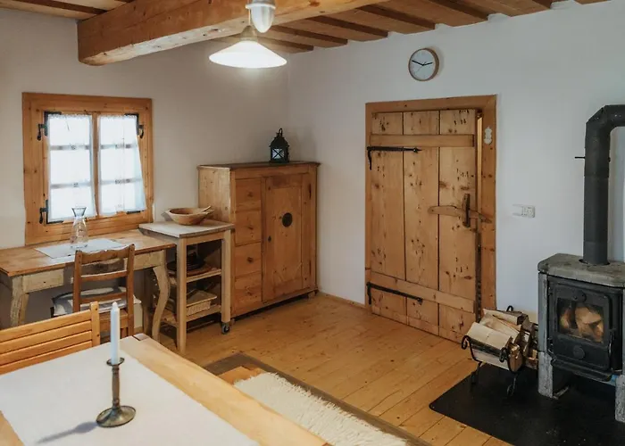 Drevenica By The Church Traditional Old Centre * Зуберец