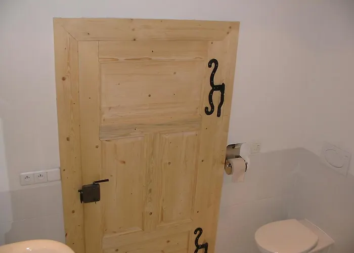 Drevenica By The Church Traditional Cottage Old Centre Holiday home